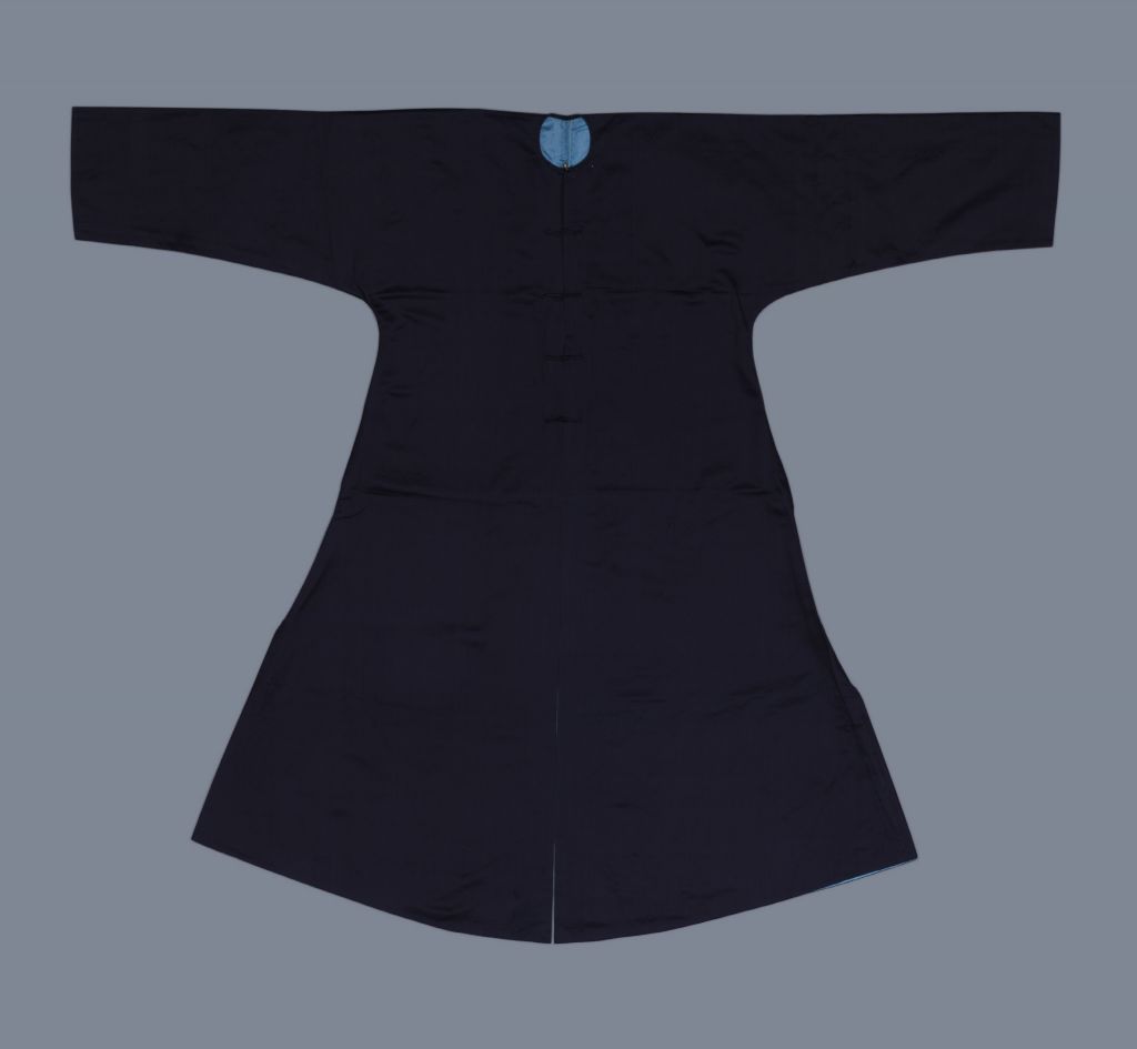 图片[1]-Stone Blue Satin Regular Coat-China Archive